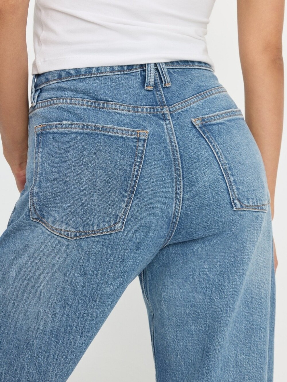 Good American Good Ease‎ Relaxed Wide Leg Jeans Size 14 / 32 Mid Rise 34" Inseam - Picture 11 of 13